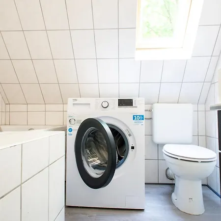 Monteur Apartment Gronau - 3 Bedrooms - 6 Beds شقة *