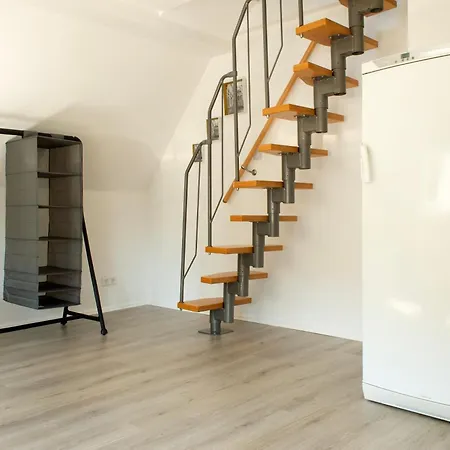 Monteur Apartment Gronau - 3 Bedrooms - 6 Beds شقة