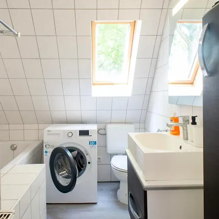 Monteur Apartment Gronau - 3 Bedrooms - 6 Beds شقة *